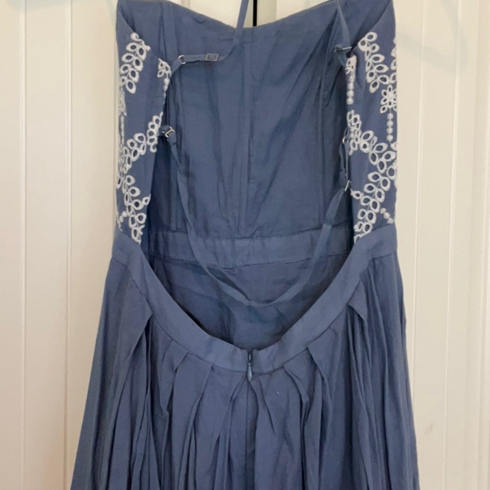 Kendall and Kylie Dress - Picture 7 of 8